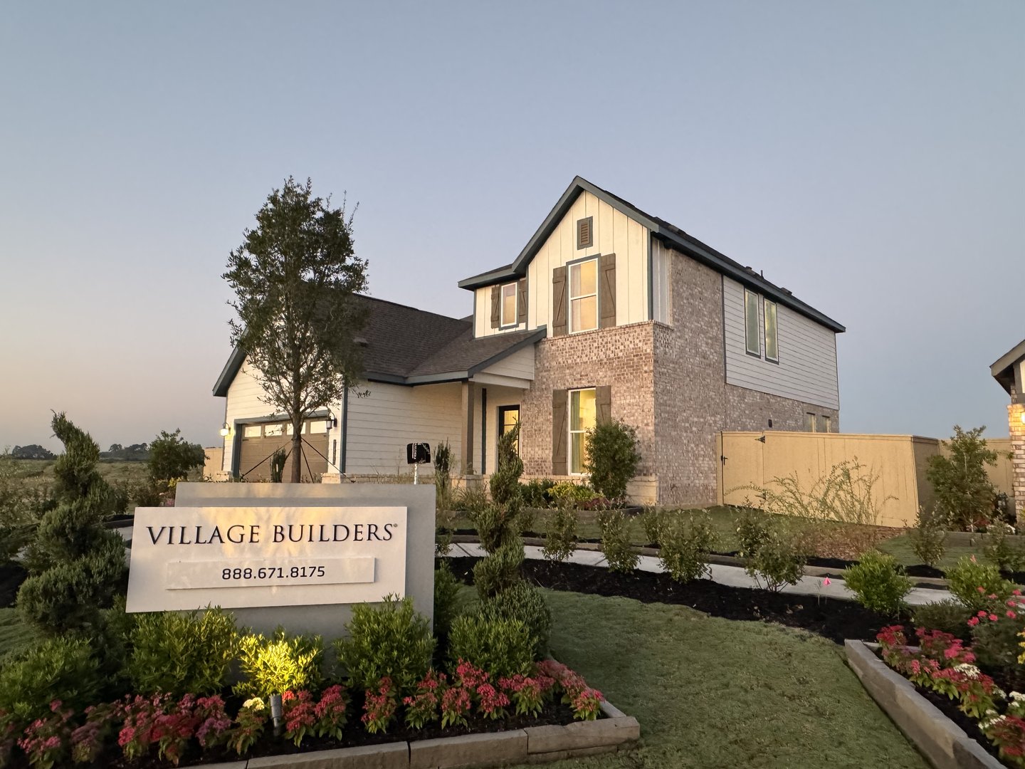 72B84758-02F1-421A-85A7-2336D42EB967_resized