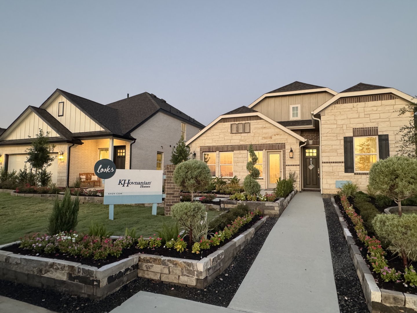 919911D4-1BE5-4991-8391-BC1E23182826_resized